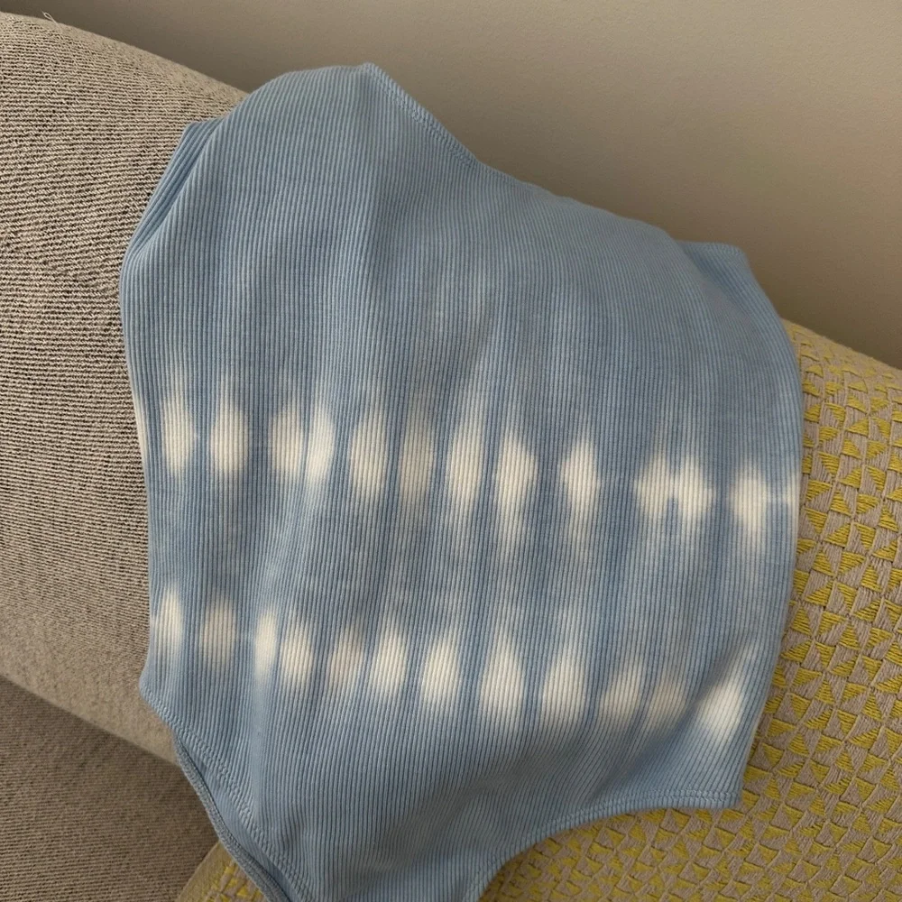 NWT Maurie + Eve Blue and White Ribbed Bodysuit Size 4 - Picture 3 of 5